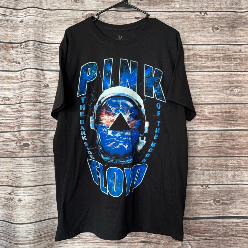 NWT - PINK FLOYD~DARK SIDE OF THE MOON Tee - Unisex Size XL